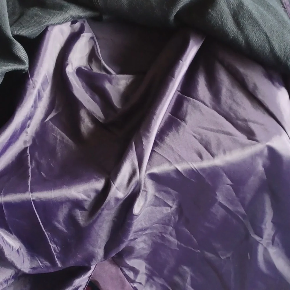 VINTAGE 80s Purple Lined Trench Coat Size 6, zip out lining